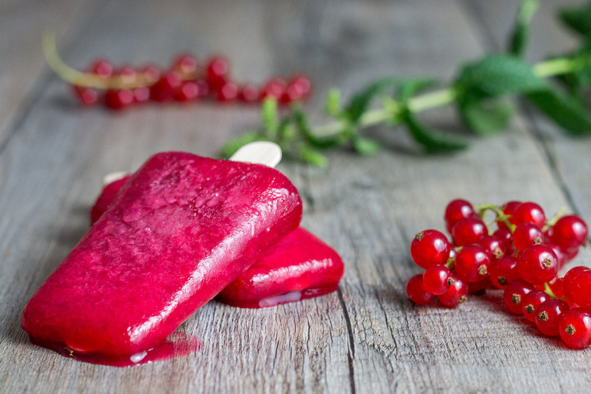 Johannisbeer-Minz-Eis