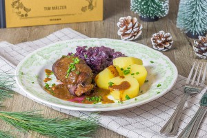 Rinderrouladen mit Rotkohl nach Tim Mälzer