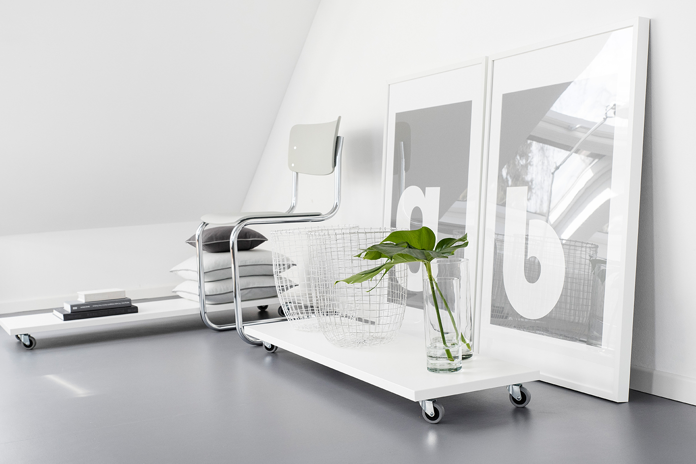 Dekoidee - Drahtkörbe und Kissen. dekoidee