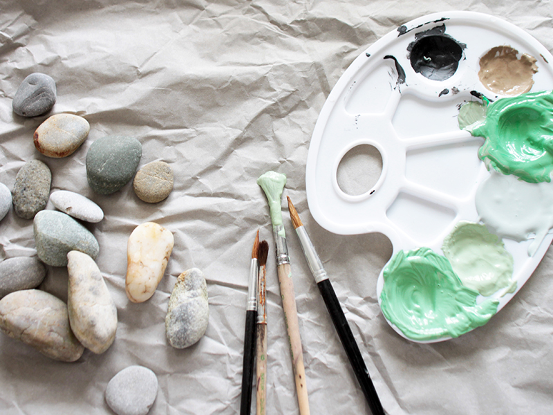 Material-DIY-Kakteen-aus-Kieselsteinen