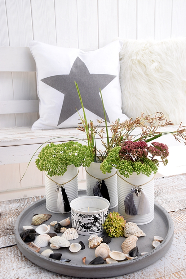 Vasen-aus-dosen-basteln-und-mit-miniquasten-von-depot-verzieren 16k