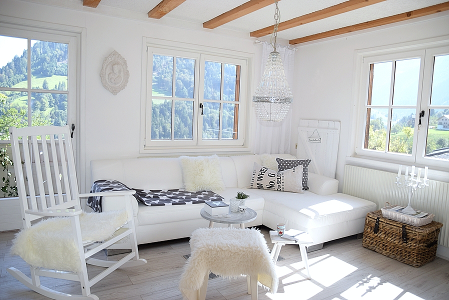 dekotrends-sterne-auf-kissen-plaids-und-co-1k