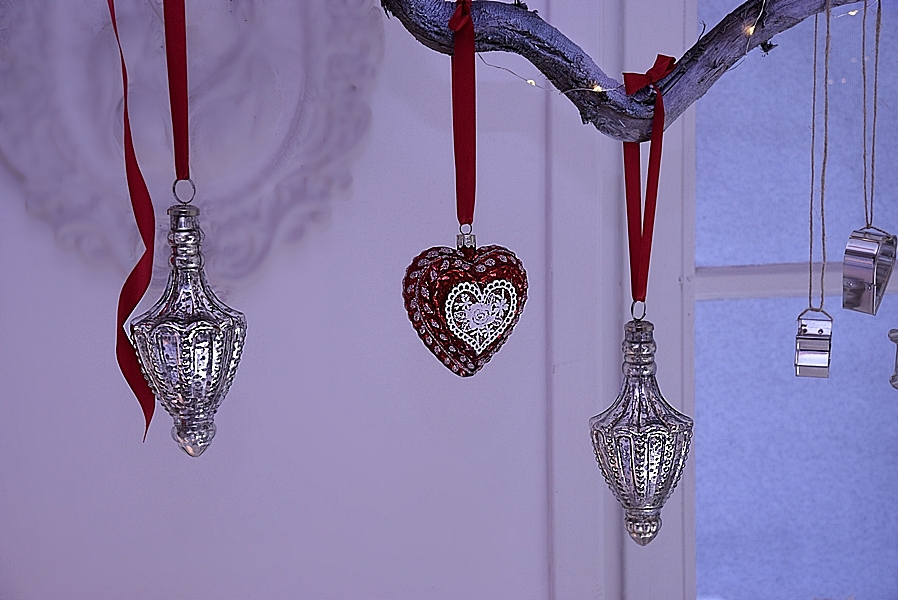 weihnachtliche-fensterdeko-selber-machen-8kv