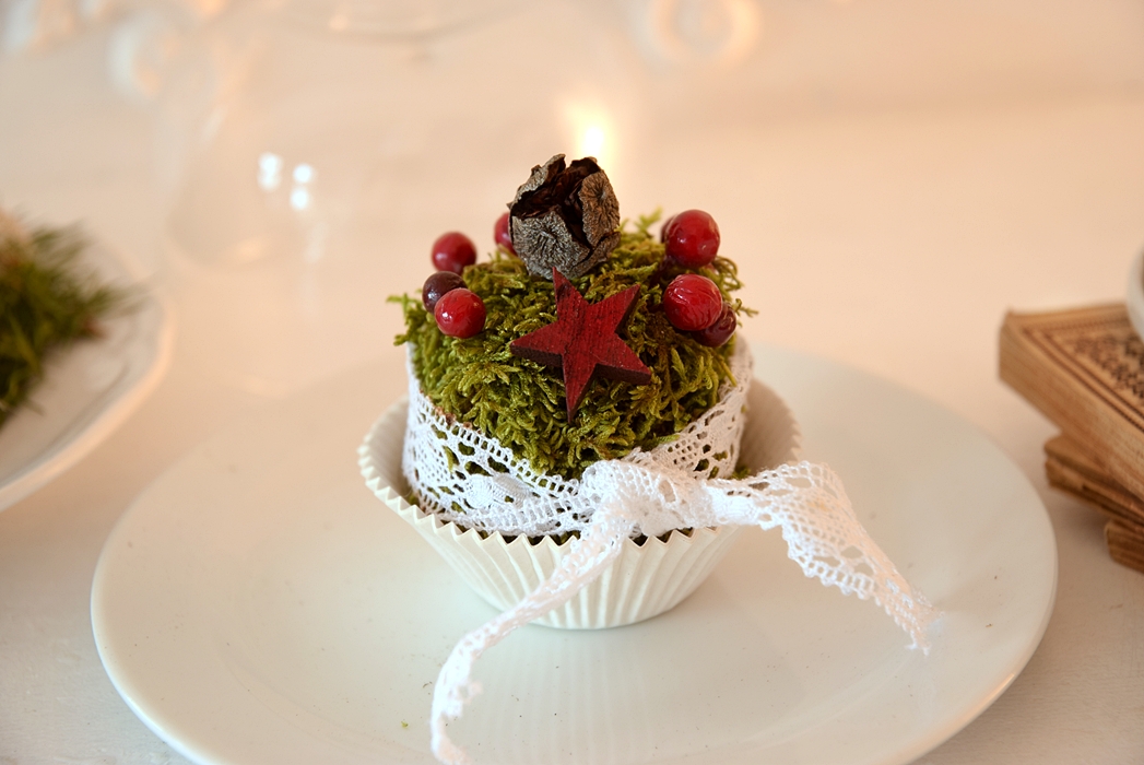 dekoideen-mit-glasglocken-von-depot-5k