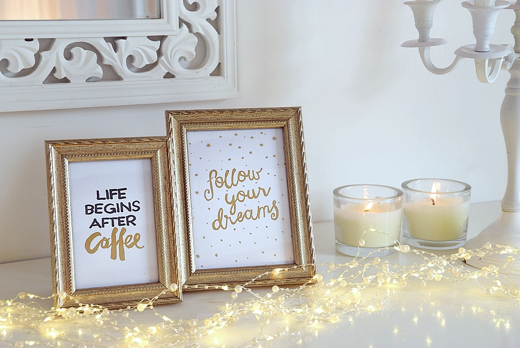 trendige-deko-in-gold-und-weiss-2k