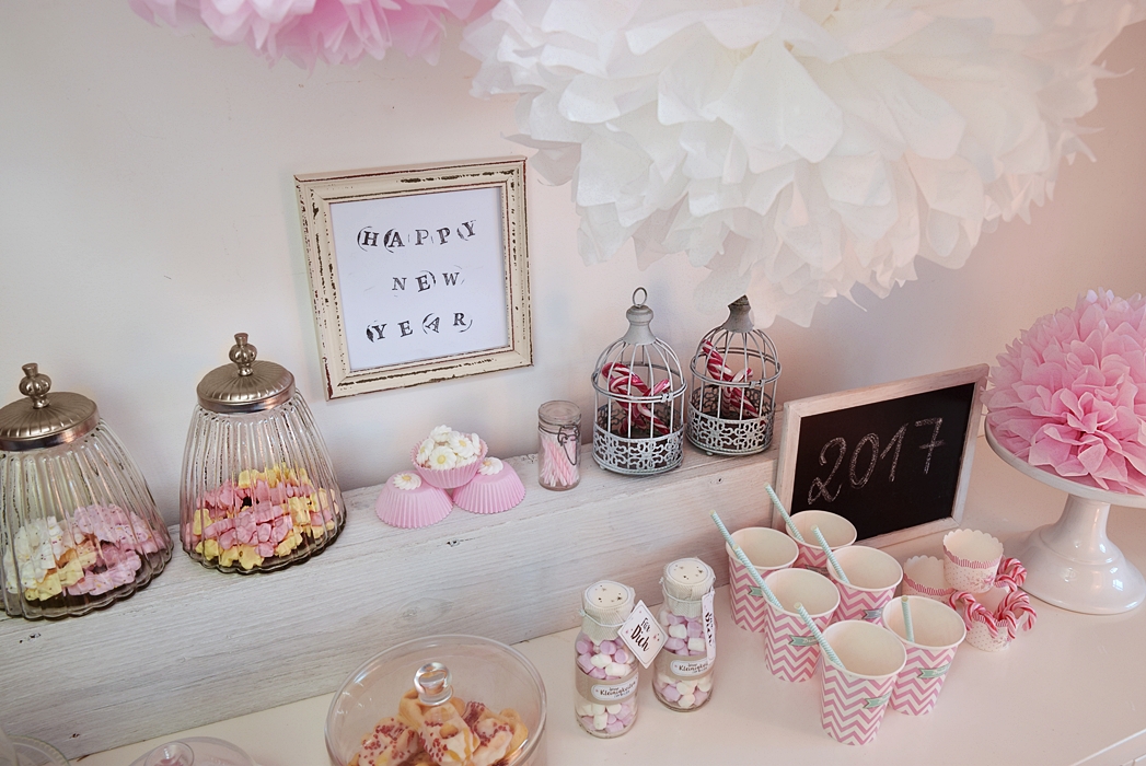 pompoms-fuer-die-silvesterparty-selbermachen-12k