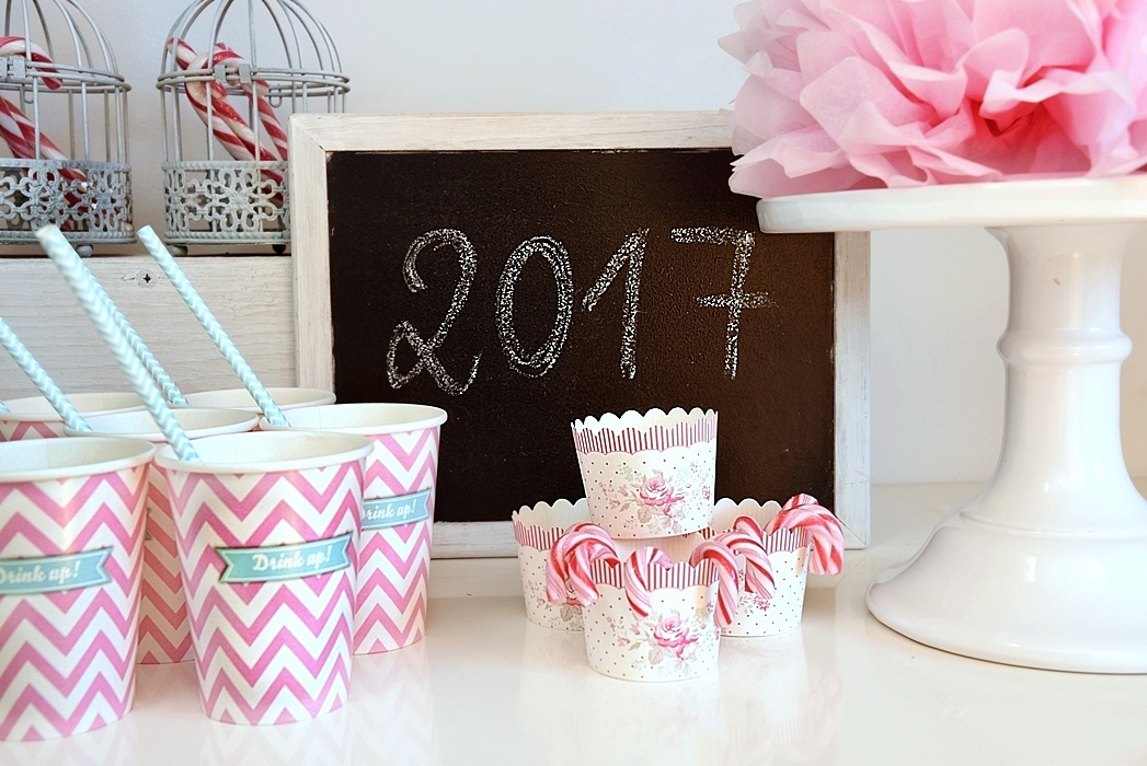 pompoms-fuer-die-silvesterparty-selbermachen-4k