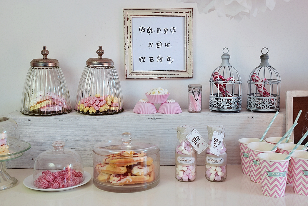 pompoms-fuer-die-silvesterparty-selbermachen-8k