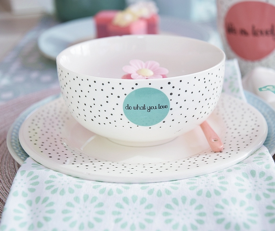 fruehlingsdeko-in-pastellfarben 14k-min