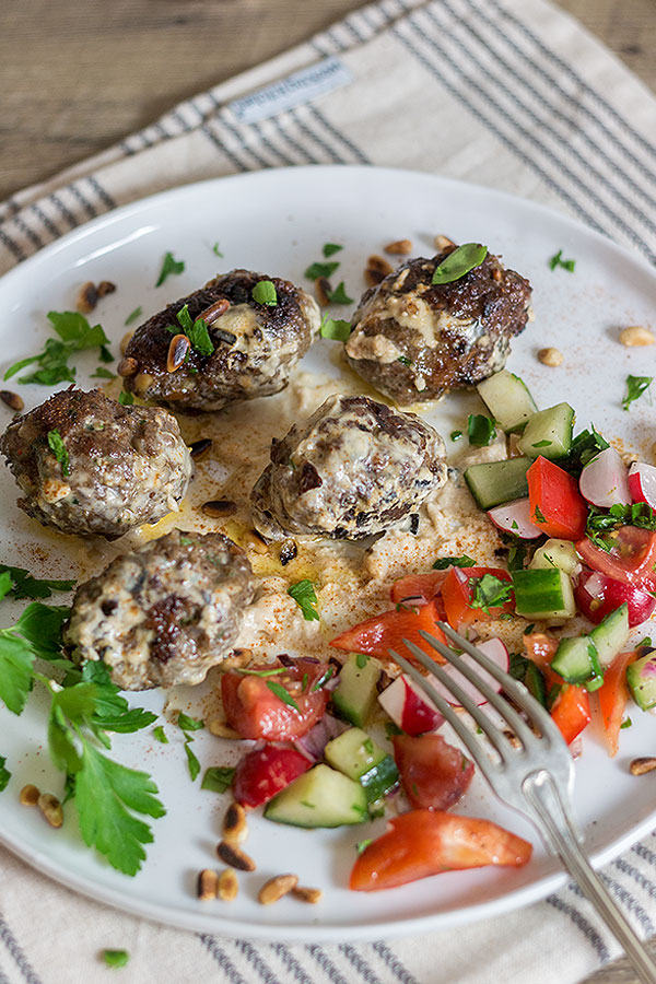 Kofta B'siniyah nach Ottolenghi