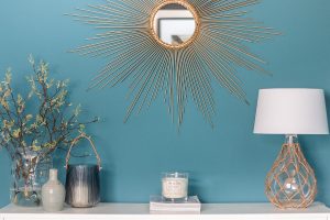 Sonnenspiegel im Wohnraum integrieren