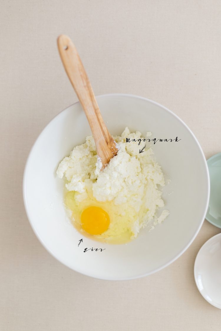 Osterbrunch-Mandelbrot-mit-Sprossen-und-poschiertem-Ei-_0002