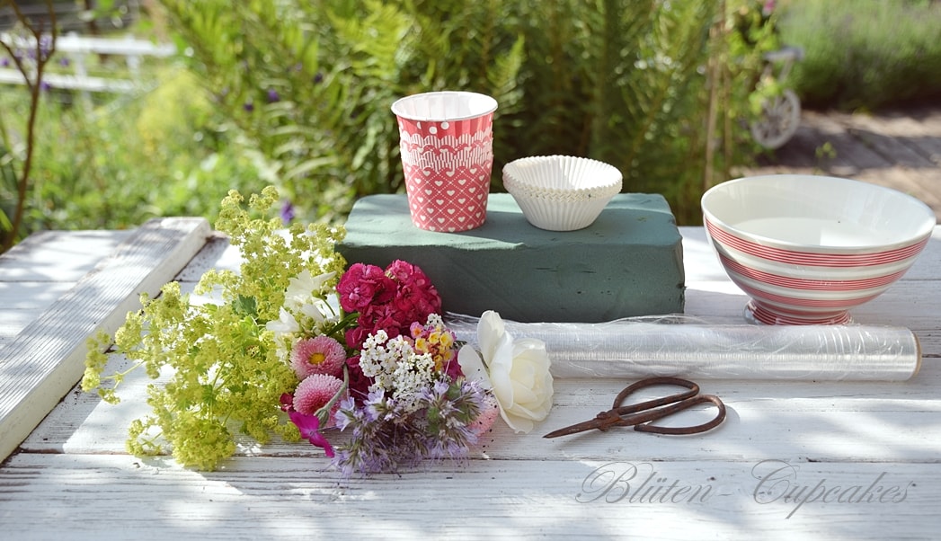 diy-blueten-cupcakes 1k-min