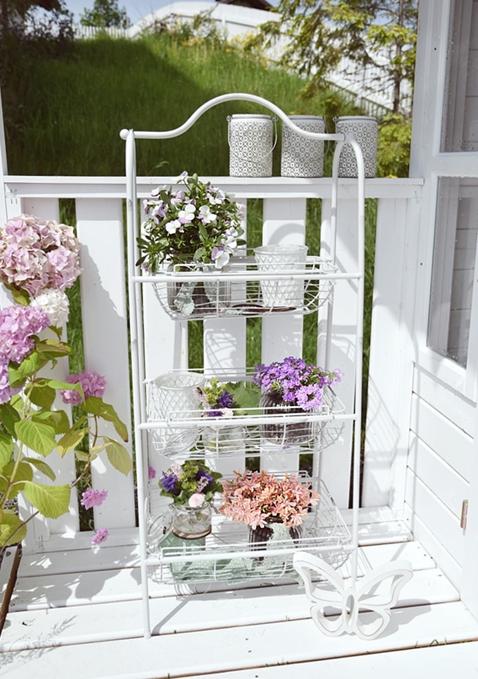 romantische-deko-fuer-den-garten 8k-min