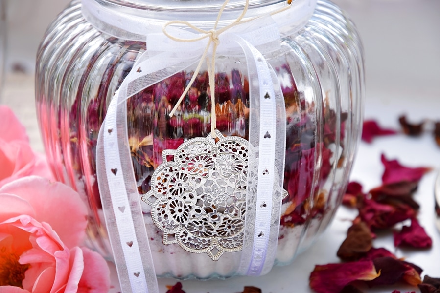 selbstgemachte-geschenke-wohlriechendes-badesalz 1k-min