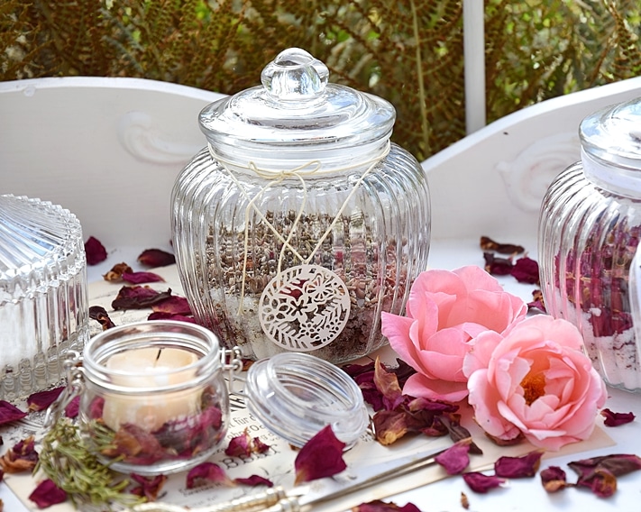 selbstgemachte-geschenke-wohlriechendes-badesalz 4k-min