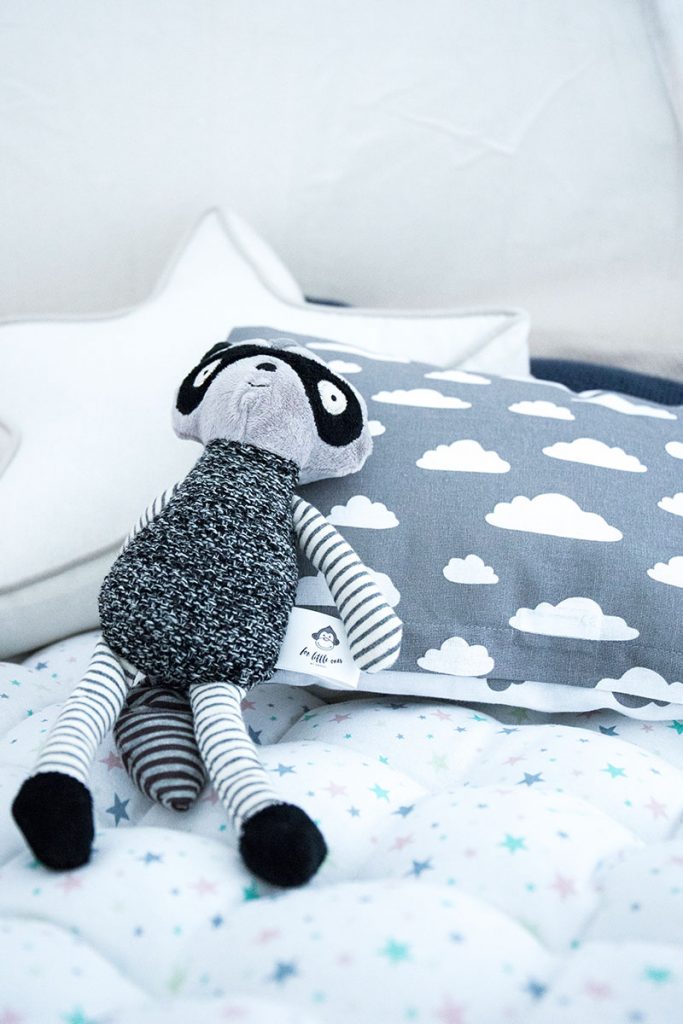 stylische-kuscheltiere-fürs-kinderzimmer-von-depot