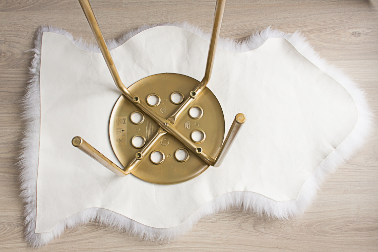 DEPOT DIY Fellhocker (1 von 10)