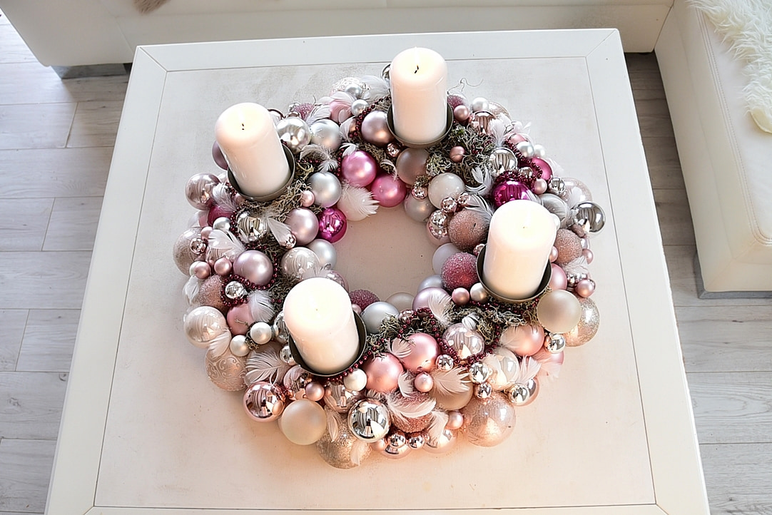 adventskranz-aus-christbaumkugeln-selber-machen 12-min