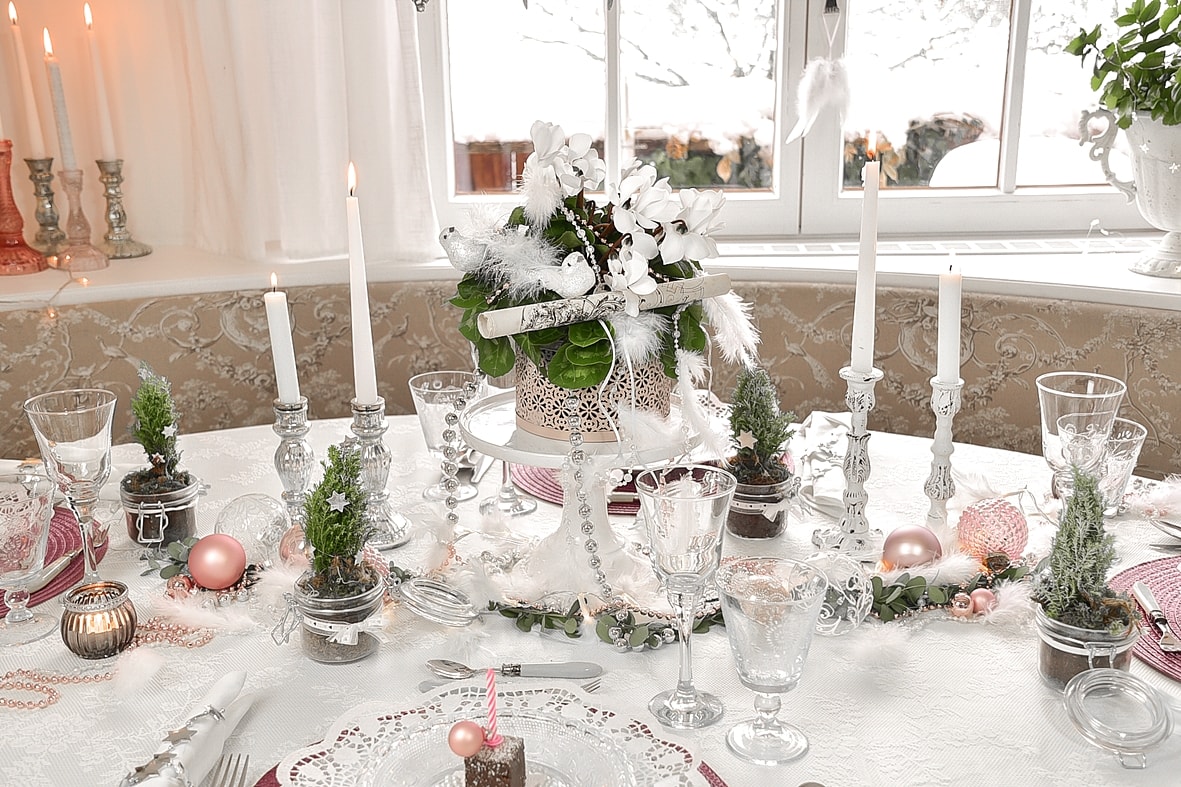 tipps-fuer-eine-weihnachtliche-tischdeko 11k-min