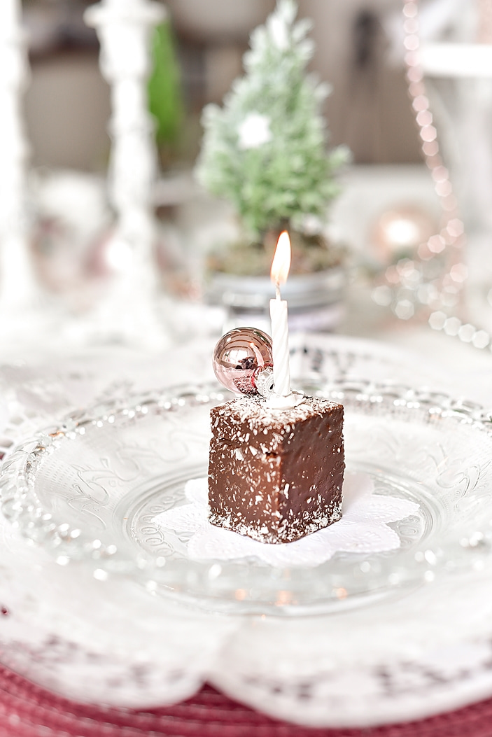 tipps-fuer-eine-weihnachtliche-tischdeko 13k-min