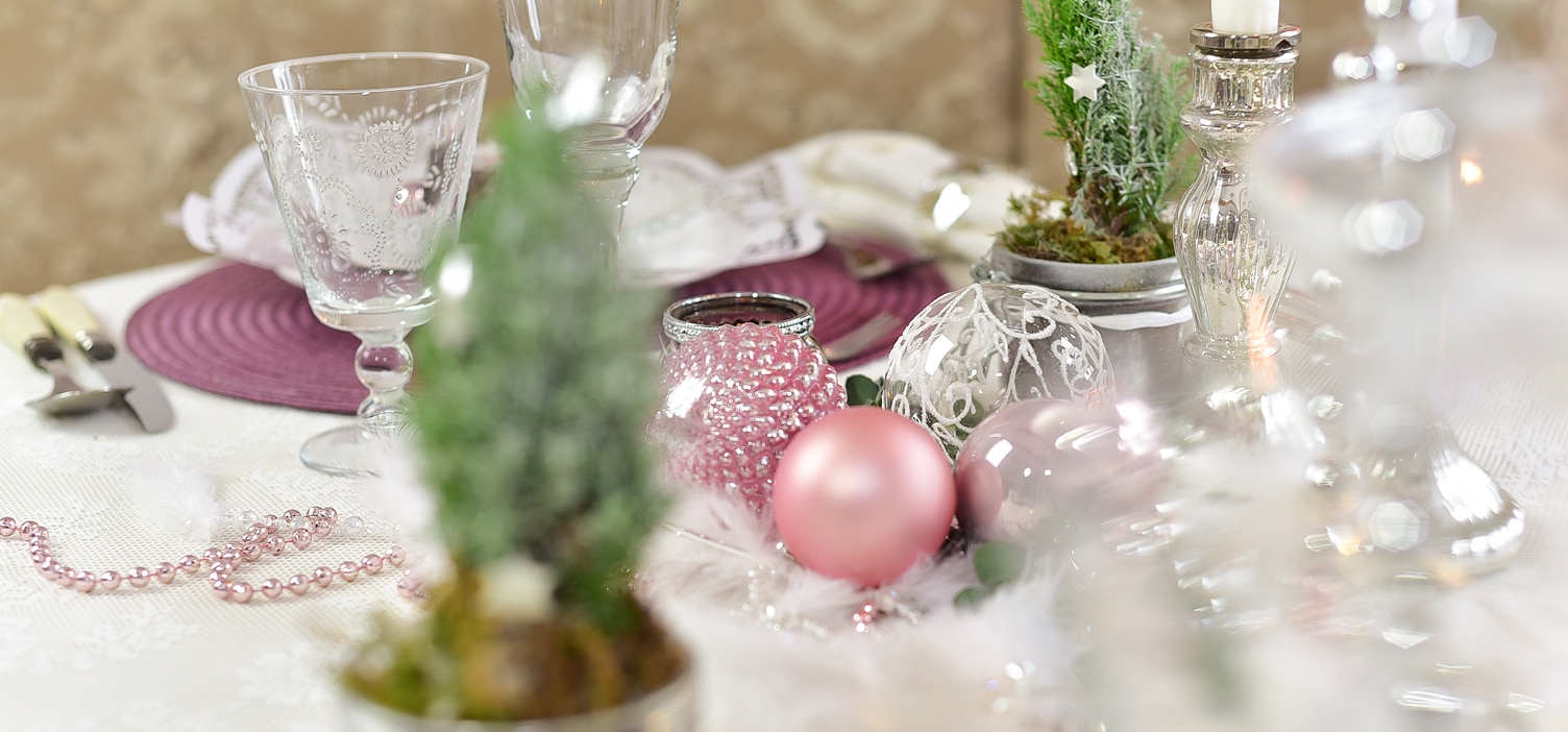 tipps-fuer-eine-weihnachtliche-tischdeko 20k-min
