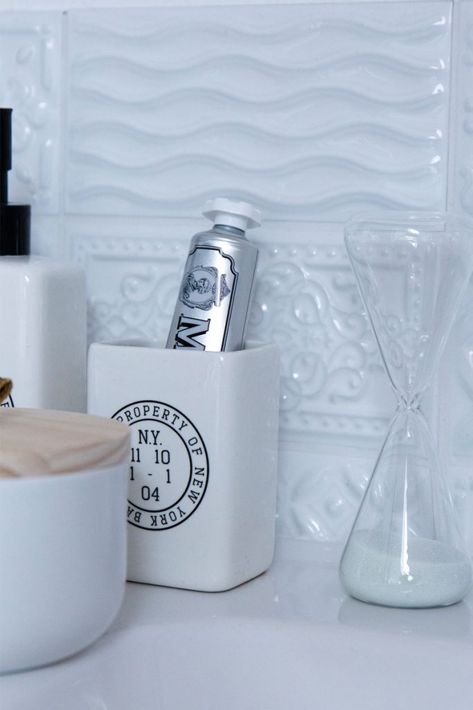 Schöne-Zahnputz-Accessoires