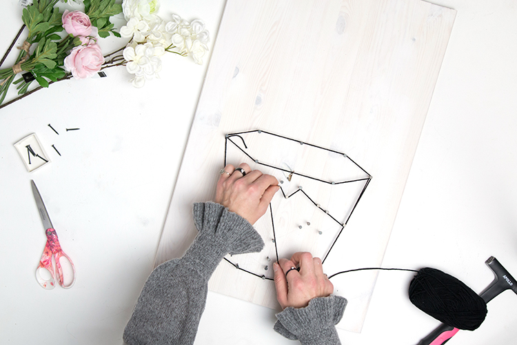 DIY Fadenbild mit Frühlingsblumen