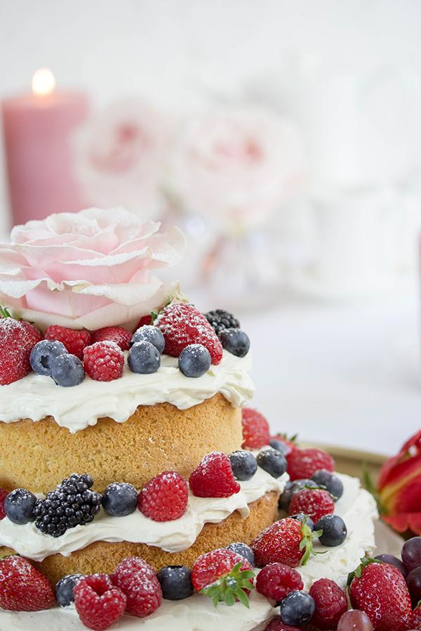 Naked Cake