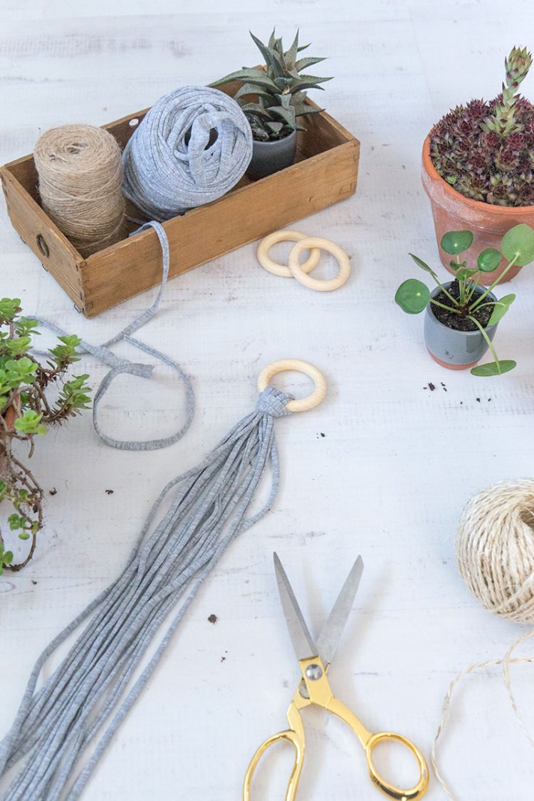 Makramee Blumenampel