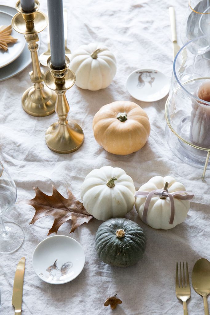 herbsttischdeko-mit-babyboo-kuerbissen
