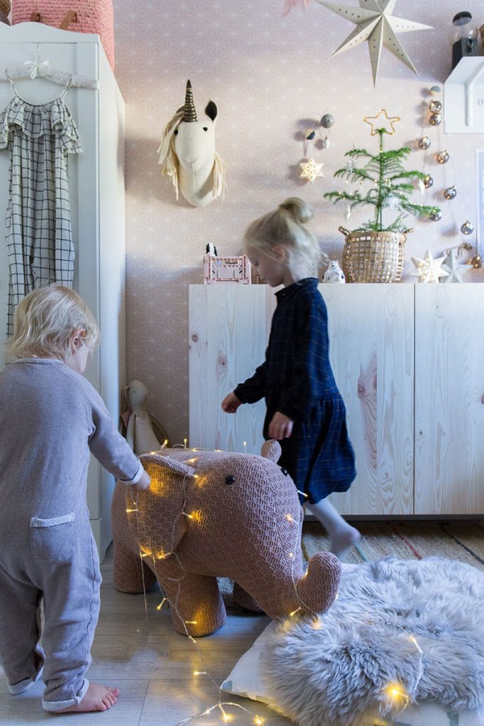 schoene-weihnachtszeit-mit-kindern