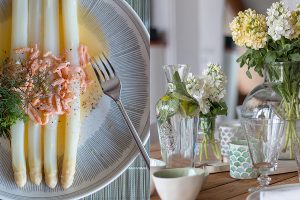 Rezepte für Spargelsaucen und Spargeltischdeko