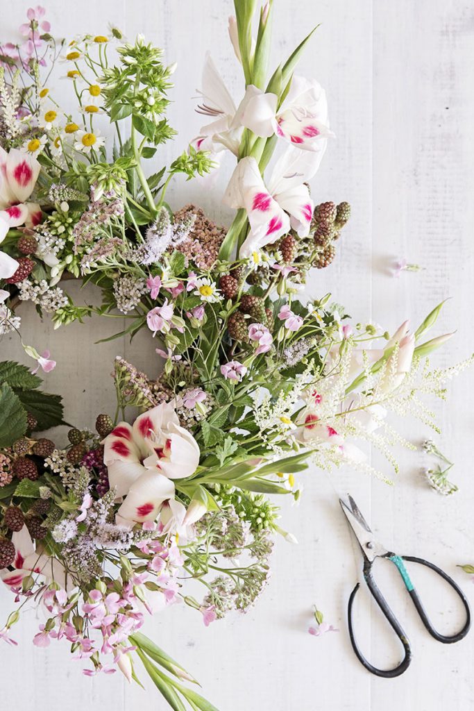 diy-sommerblumenkranz-details