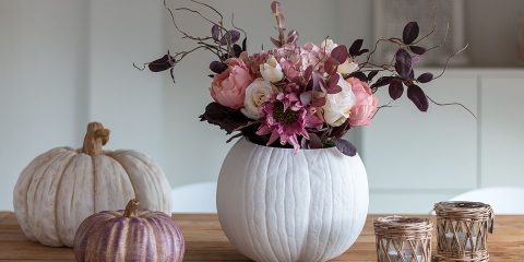 DIY Herbstdeko - Kürbis als Vase