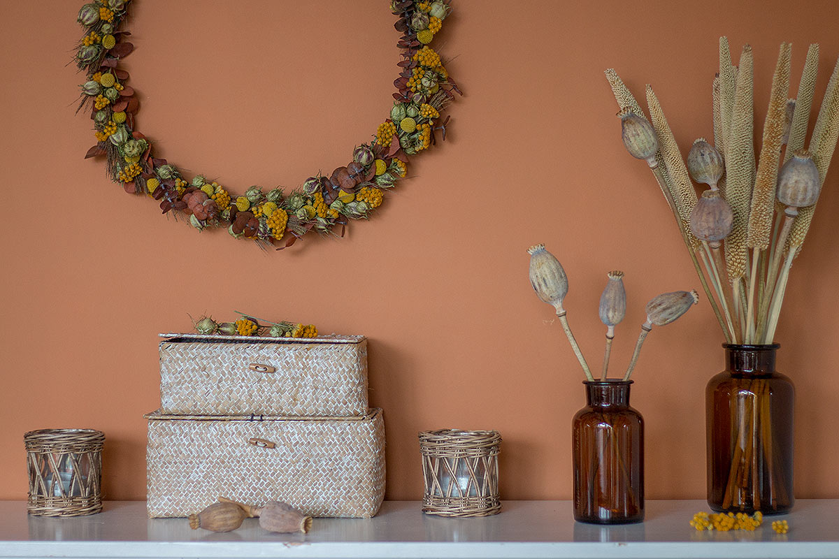 Trockenblumenkranz binden und dekorieren