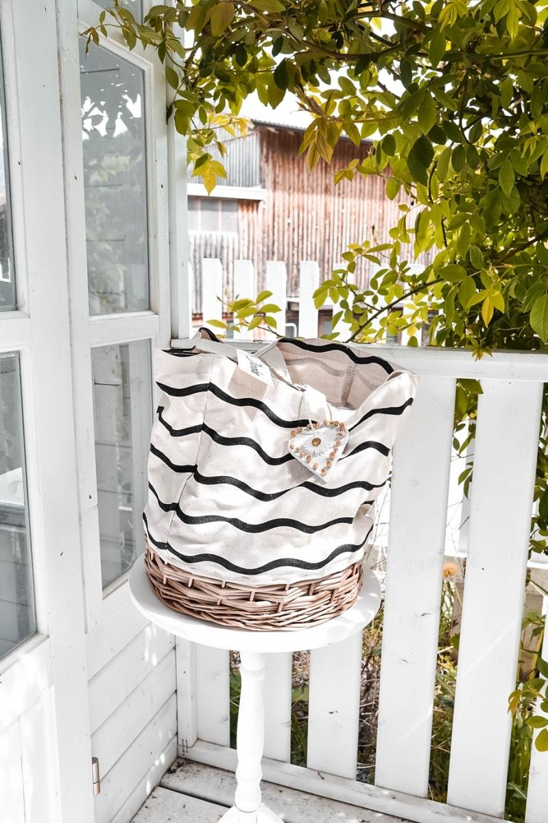 Praktische Korbtasche als Geschenkkorb 