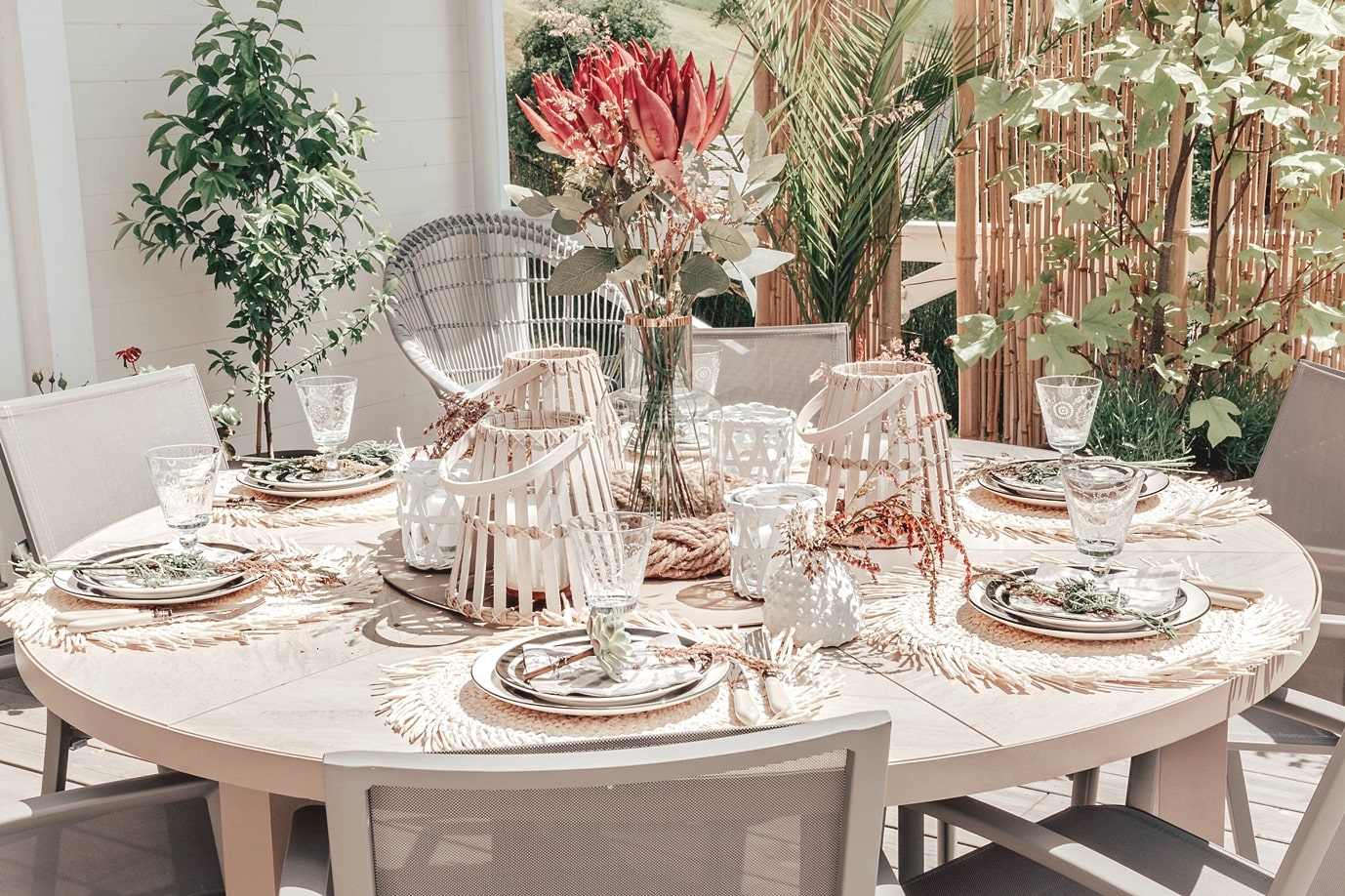 Elemente einer maritimen Tischdeko.