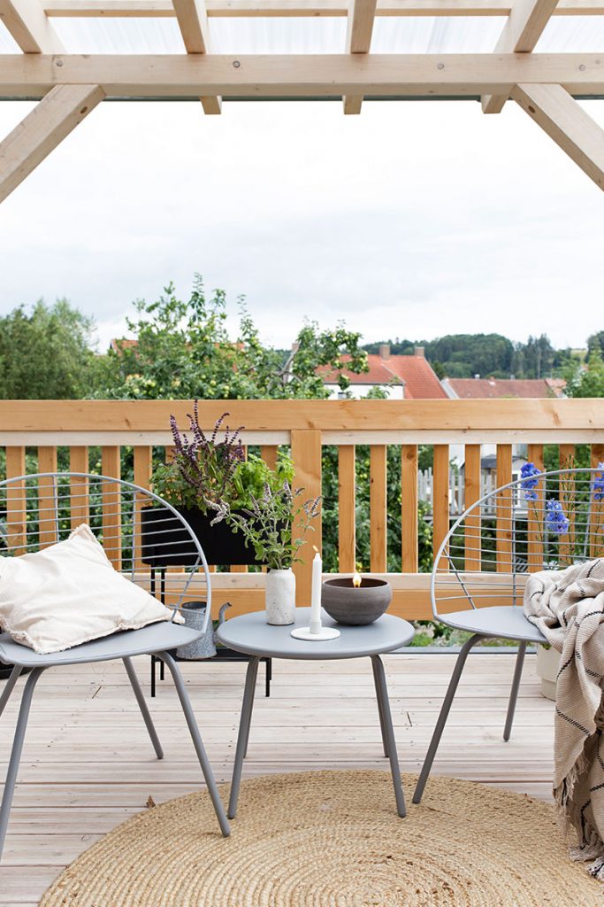 sommer-sounge-auf-der-eigenen-terrasse