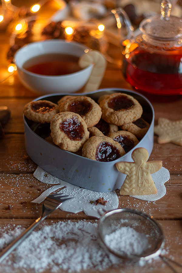 Weihnachtsbäckerei: Engelsaugen selbermachen